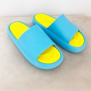 NWT J/Slides Squish Turquoise and Yellow EVA Sandals, Size 7